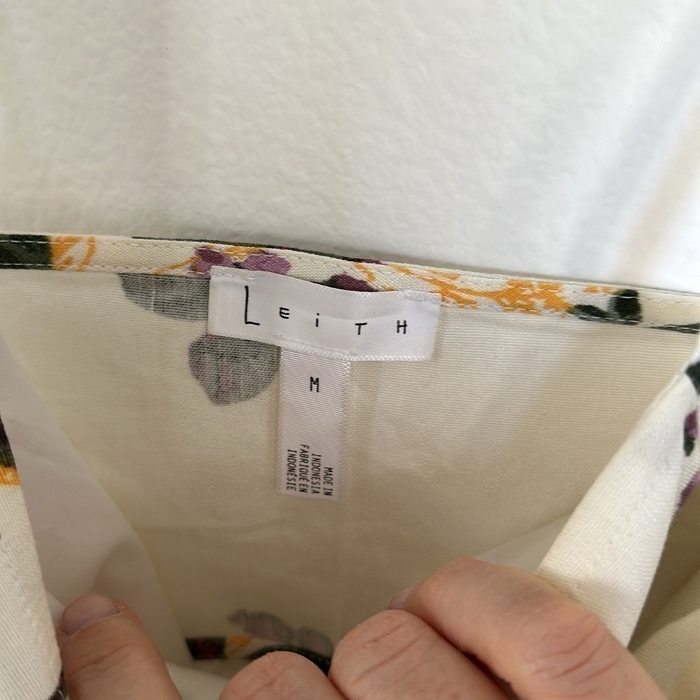 Leith Cream Floral Linen Midi Dress – Medium – Spaghetti Straps/Cut-Out Back - Picture 8 of 9
